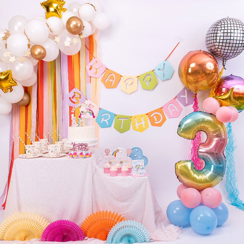 Colorful balloon pillar candle - Paraffin Wax recension och pris